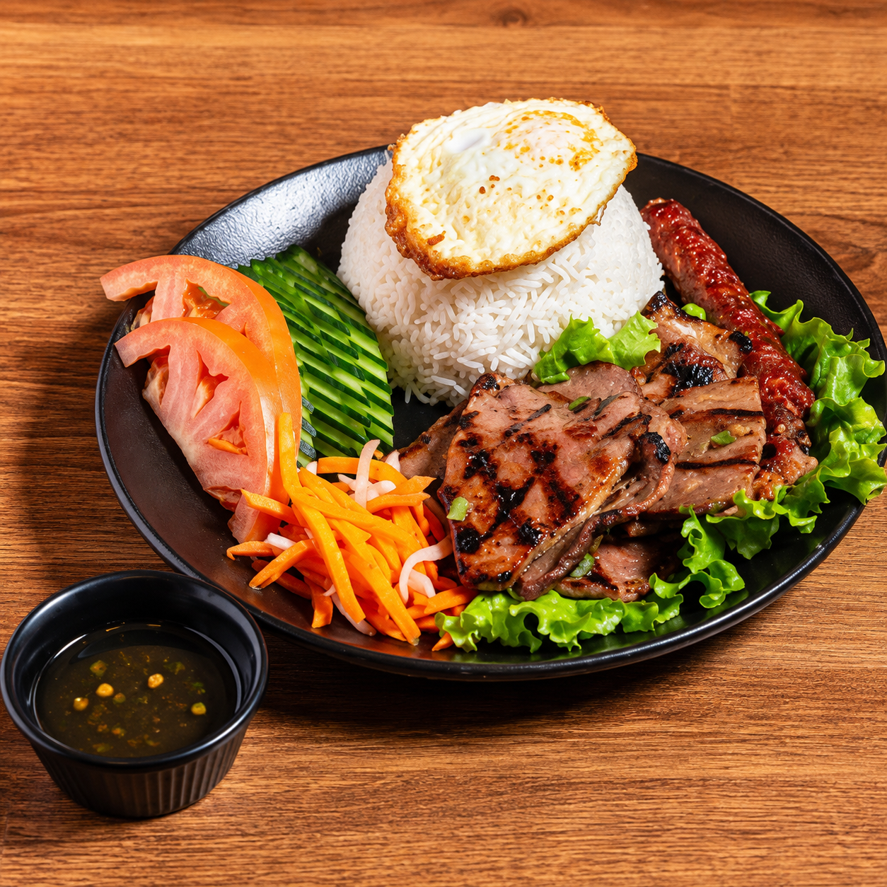 Cơm Thịt Nướng, Lạp Xưởng, Ốp la — grilled pork, sausage & fried egg rice