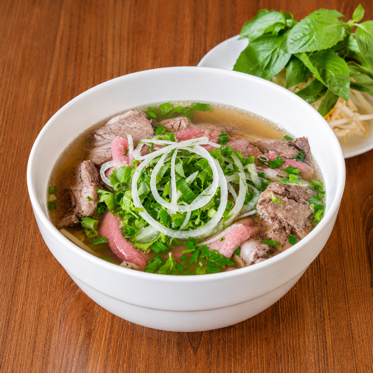 Phở Đặc Biệt — special beef noodle soup